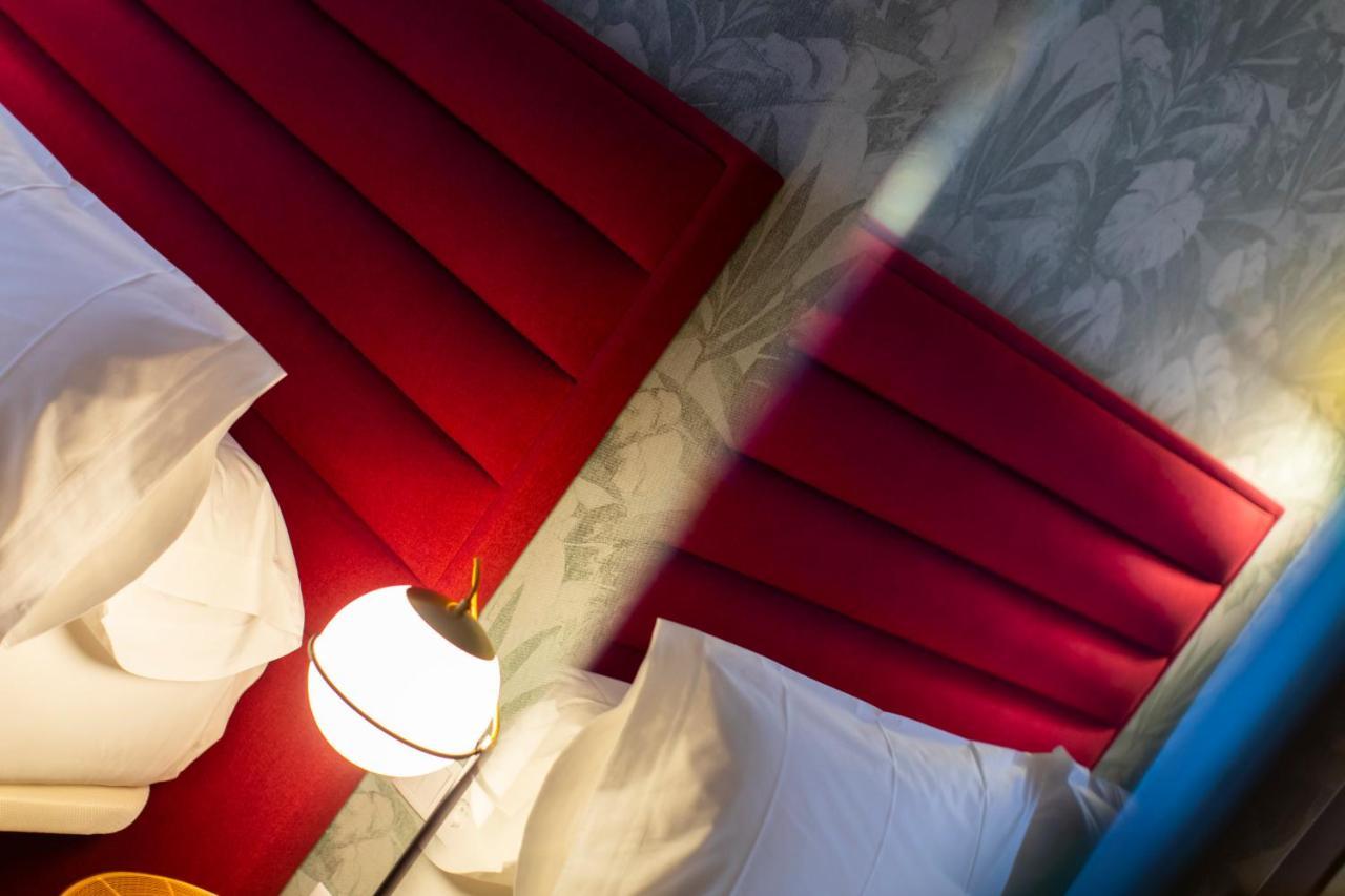 Hotel Javier Montero リバデオ エクステリア 写真