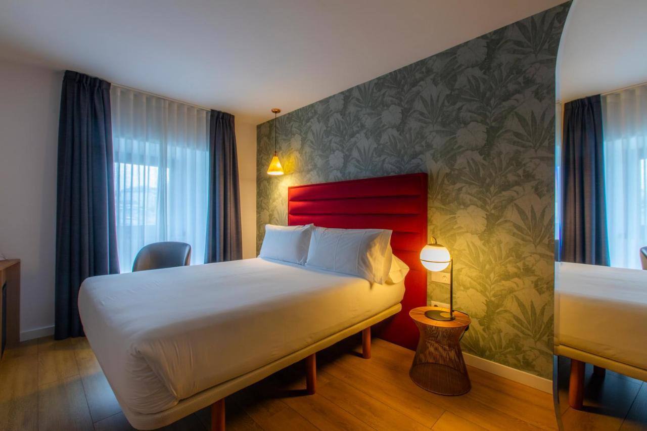 Hotel Javier Montero リバデオ エクステリア 写真